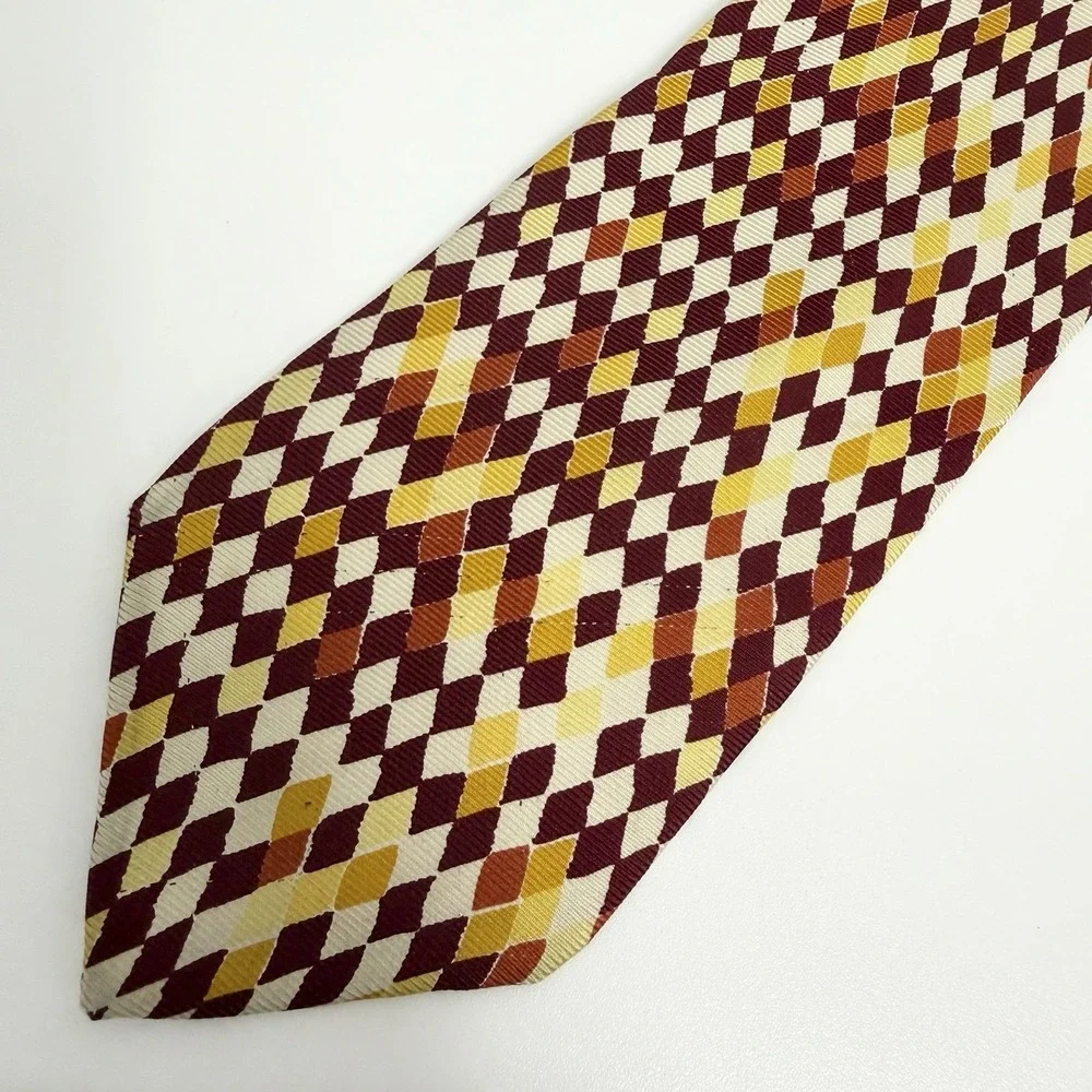 Gianni Versace Men's Tie Burgundy/Cream/Yellow Checkered Silk 3 7/8